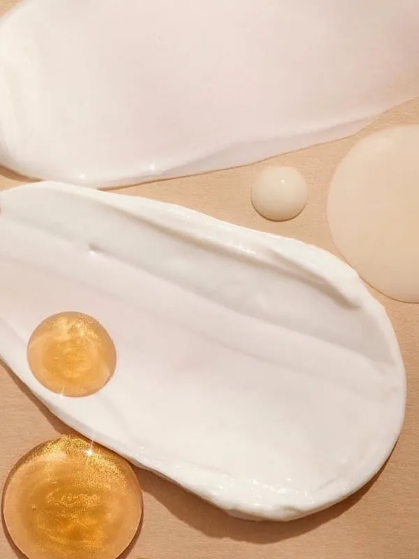 Prepping the skin with a thick, nourishing moisturiser can be helpful in achieving a flawless base without applying too much base make-up. Image: Instagram.com/charlottetilbury 