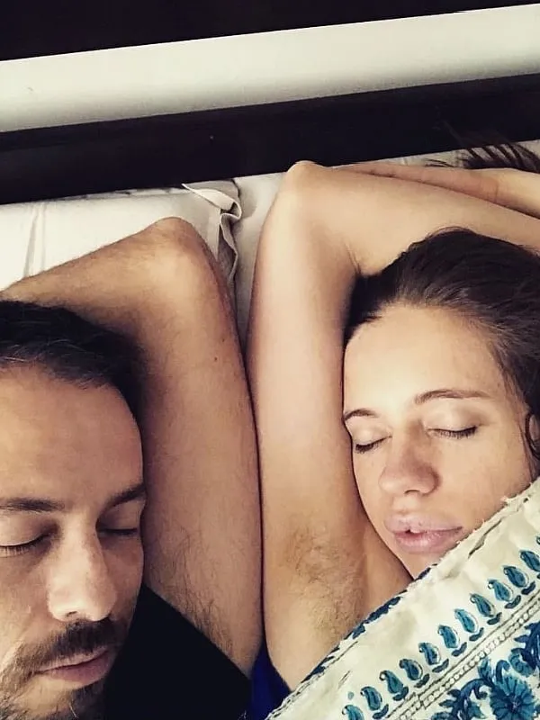 Actor Kalki Koechlin embracing her body hair, and showing us all how it's done. Image: Instagram.com/kalkikanmani  