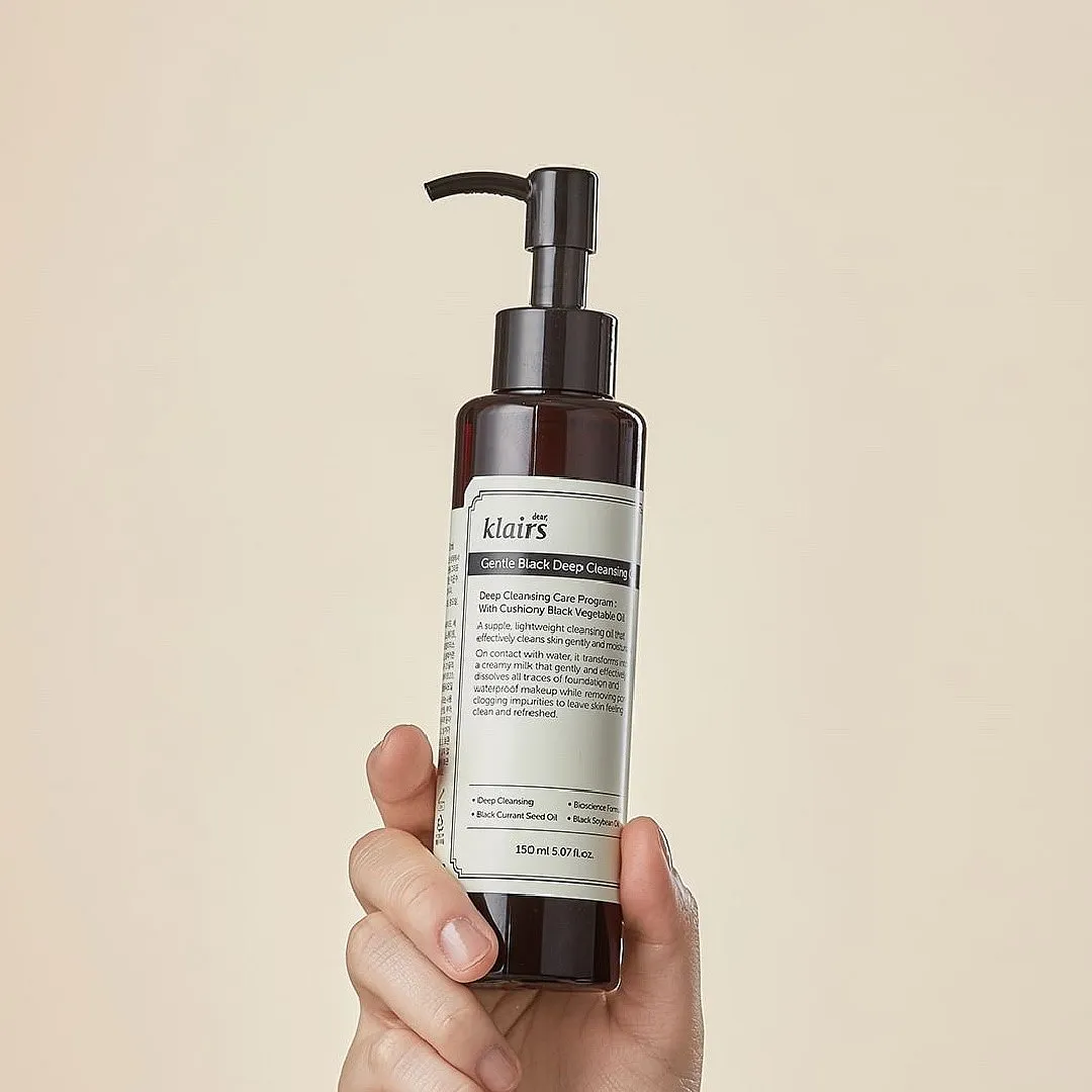 Gentle Black Deep Cleansing Oil, Dear, KlairsHosting a blend of oils like jojoba oil, sesame seed oil, black currant oil, soybean oil, cranberry seed oil, shea butter, and vitamin E, this cleansing oil works wonders on melting the most tenacious make-up. However, the mild formula makes for a great first cleanse even on days when you’re not wearing make-up. The award-winning product is a suitable cleansing oil for sensitive skin and eyes too. Image: Instagram.com/klairs.global 