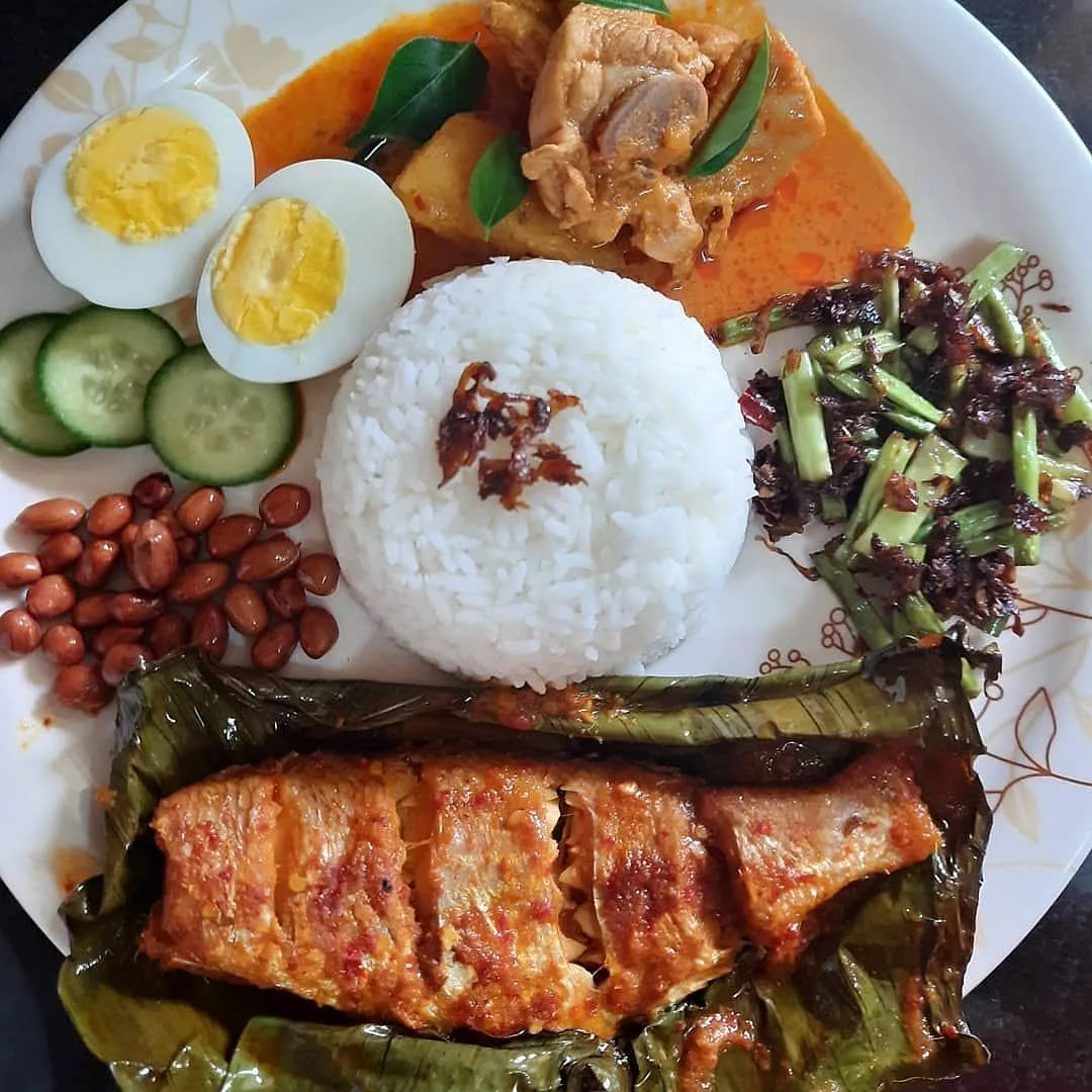 A commitment to authenticity is evident in the sourcing of ingredients for Malay cuisine in India. Image: Instagram.com/bungarayamalaysianfoodblr 