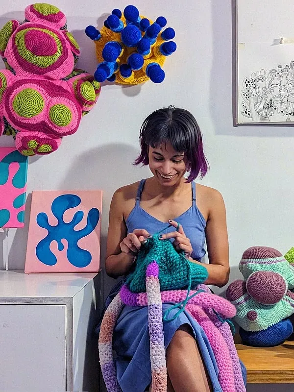 Sculptor and fibre artist Li (they/them) finds meaning in telling stories that challenge binaries 
