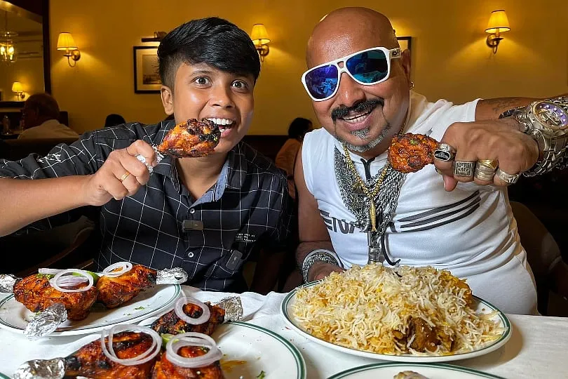 Food vlogger Bong Insane—who goes by ‘Shonai’—on her YouTube channel. Image: Bong Insane 