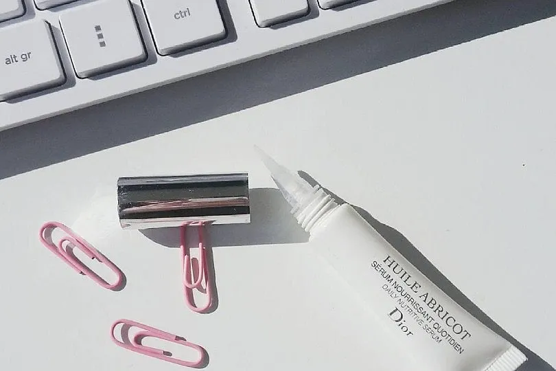 Dior's Huile Abricot is a luxurious and silky-textured nail oil. Image: Instagram.com/pinkbox_ch 
