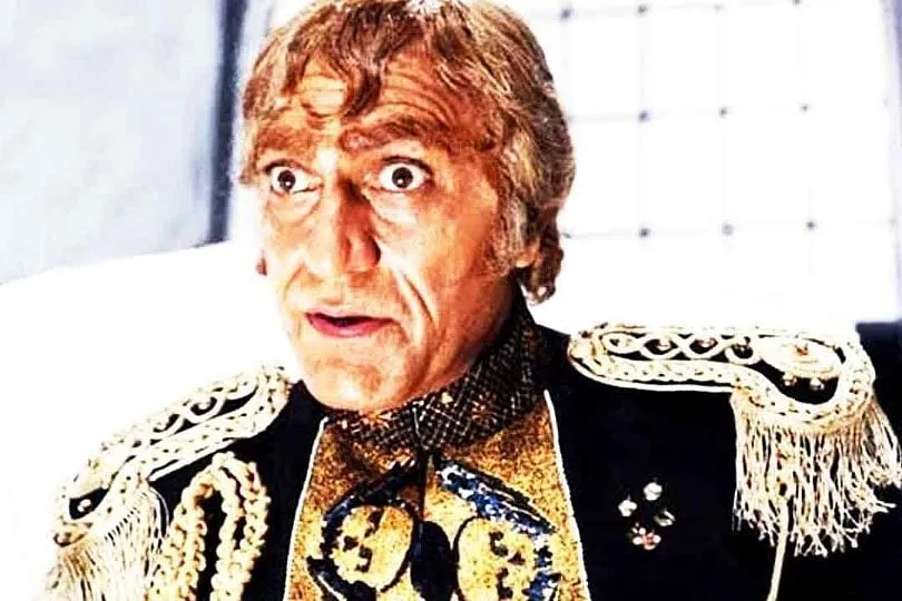 There was something about Amrish Puri’s dyed blond wig/hair, and long, black-and-gold embroidered coat. Mogambo was dressed better than Sridevi. Image: IMDB 