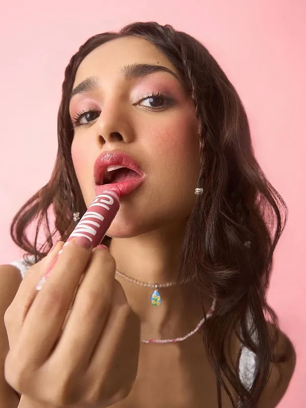 Homegrown beauty brands like FAE Beauty, d’you, Gush Beauty, and Diam Beauty are churning out trendy products that get eyeballs on Instagram. Image: Instagram.com/faebeautyofficial 