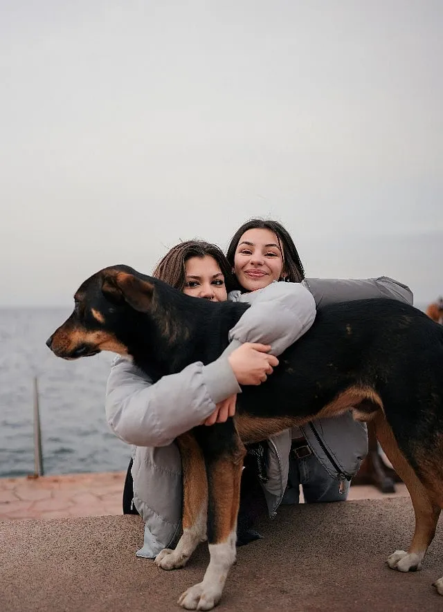 The most significant change has been the emergence of strong support systems among single women themselves, creating spaces where their choices are celebrated, not tolerated. The concept of 'chosen family' has gained more meaning. Image: Unsplash 
