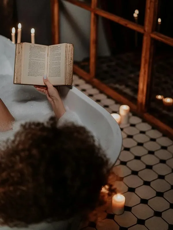 Experts believe, like clinical depression, symptoms of nighttime depression can also be managed. Image: Pexels 