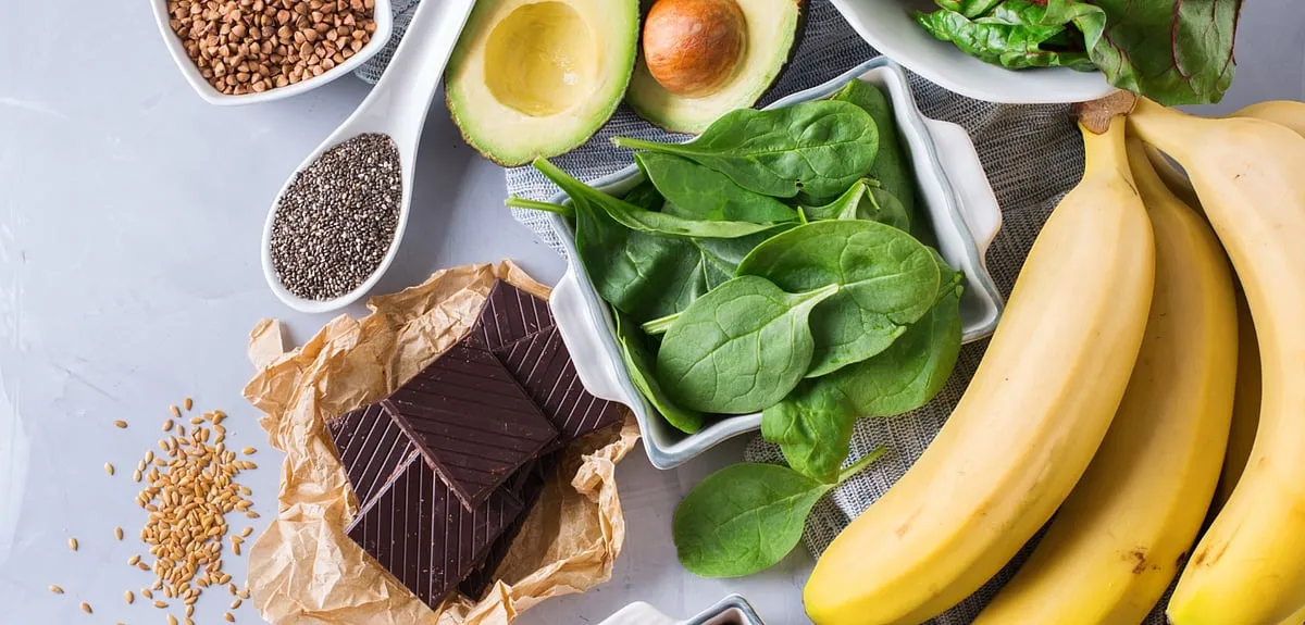 A balanced diet—that includes magnesium-rich natural sources like whole grains, nuts, legumes, pulses, and vegetables—should always be the first priority. Image: Unsplash 