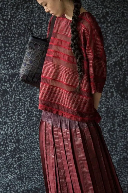 In 2019, Issey Miyake’s design house hosted an exhibition in New York titled ‘Khadi: Indian Craftsmanship,’ spotlighting the fabric’s cultural significance and tactile beauty 