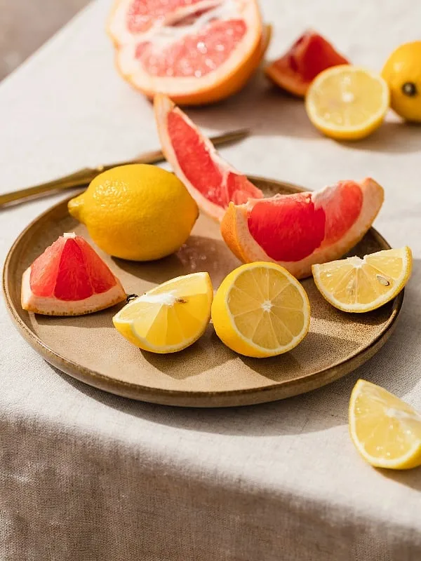 Citrus fruits contain flavonoids that promote the growth of new neurons and enhance memory and learning. Image: Unsplash 