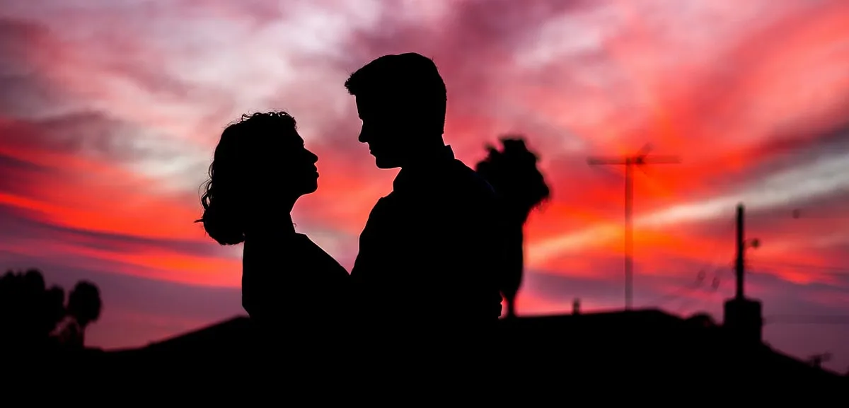 While the stories still circle back to finding ‘the one,’ they now demand more emotional literacy, more healing, and a greater understanding of oneself before love can fully arrive. Image: Unsplash 