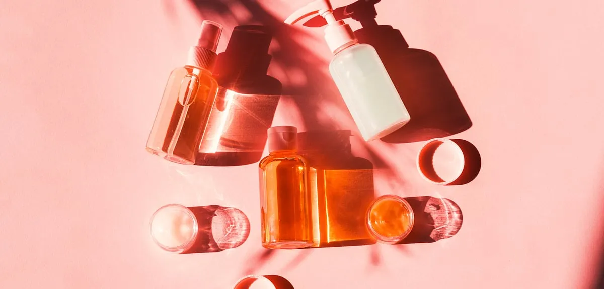 Using comedogenic products—those that clog pores—can make even the best intentions backfire. Heavy creams, oils, or make-up with pore-clogging ingredients can trap dirt and bacteria, leading to severe breakouts. Image: Unsplash 