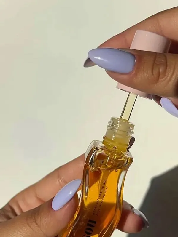 If you notice any changes in texture, like the formula becoming clumpy, watery, or unusually thick, it’s a clear sign something’s off. Image: Dupe 