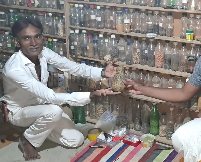 salai-arun-seed-saver-exchanging-30stades