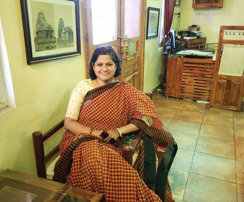 Gopalpur-tussar-weaving-rosalin-dash-30stades