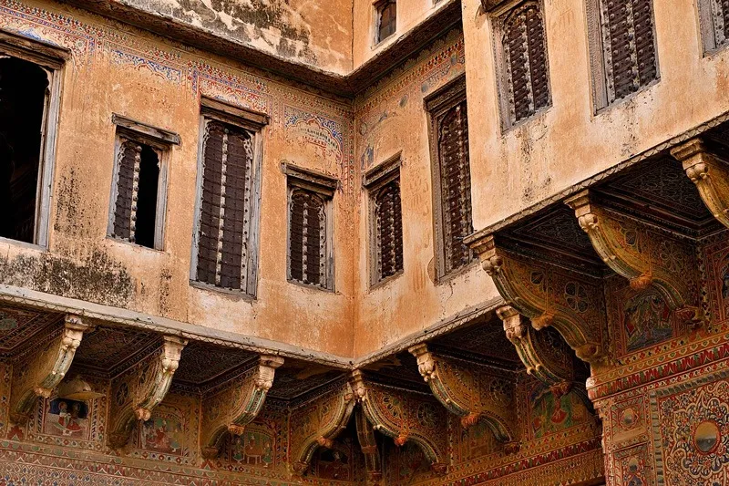shekhawati-haveli-1100-khidkiyon-ki-haveli-30stades