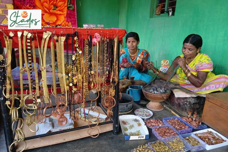 nabarangpur-tribal-jewellery-two-women-30stades