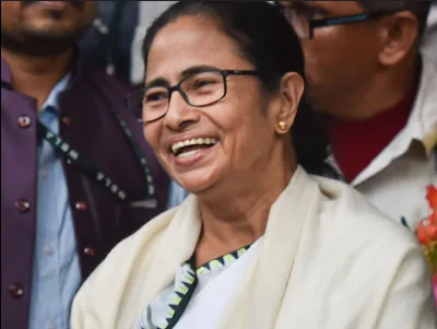 mamata banerjee laugh