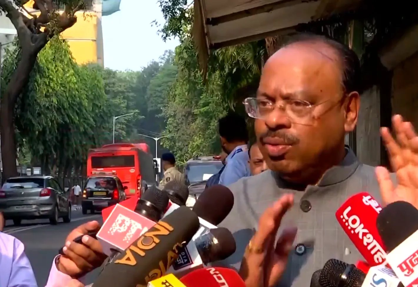 maharashtra minister