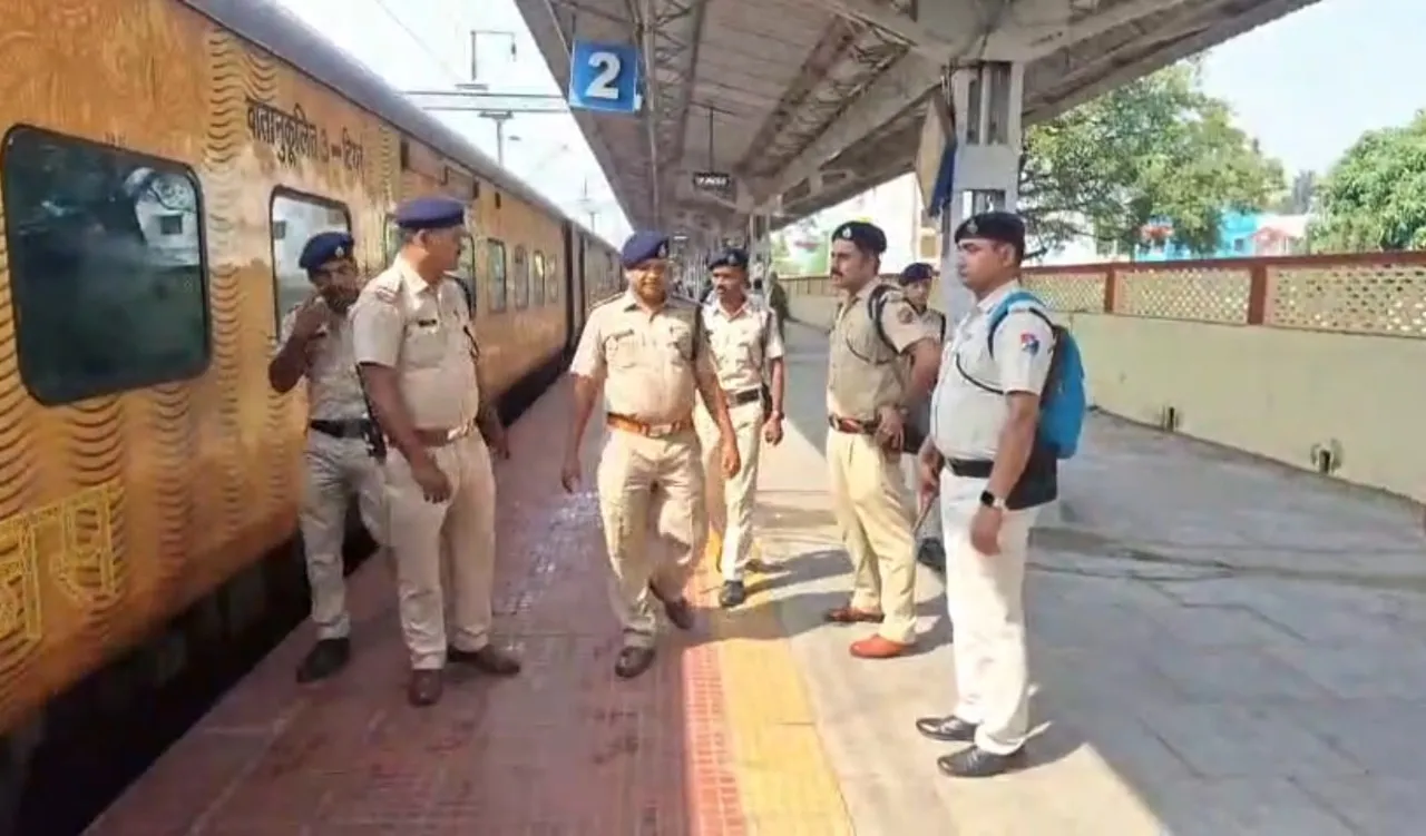 WhatsApp Image 2025-11-11 at 3.25.18 PM (1)