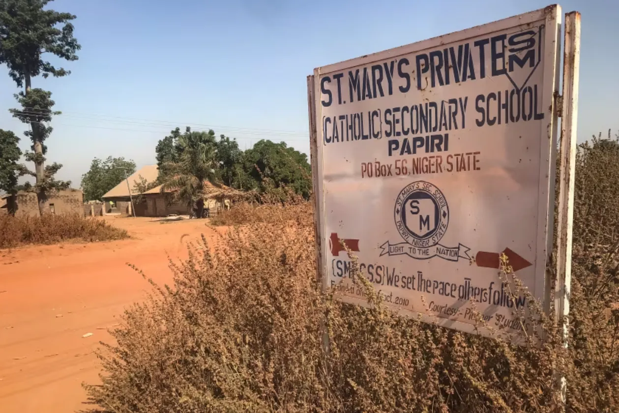 naizeria school student