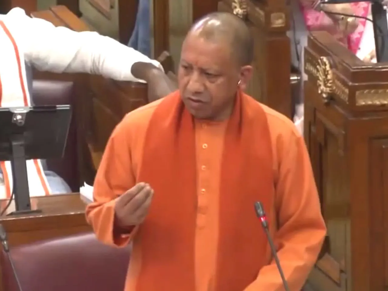 yogi adityanaathh.jpg