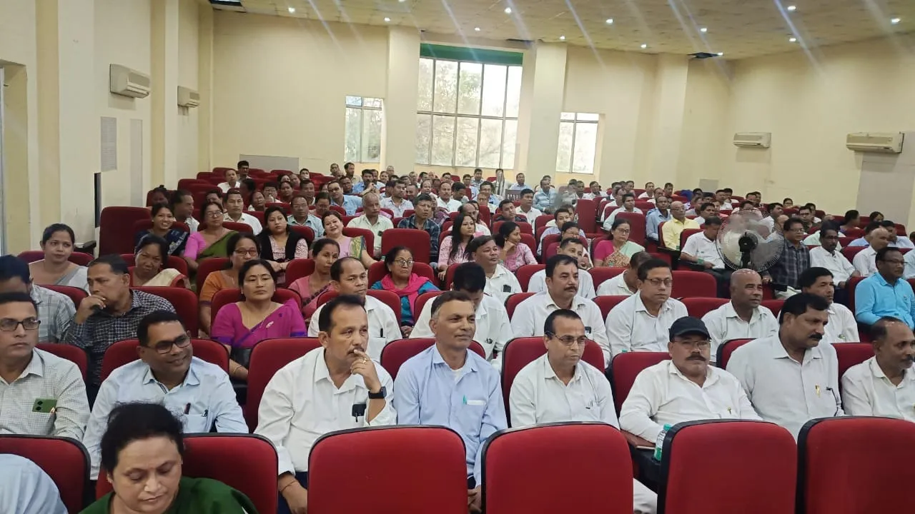 WhatsApp Image 2025-10-31 at 6.58.53 PM (1)