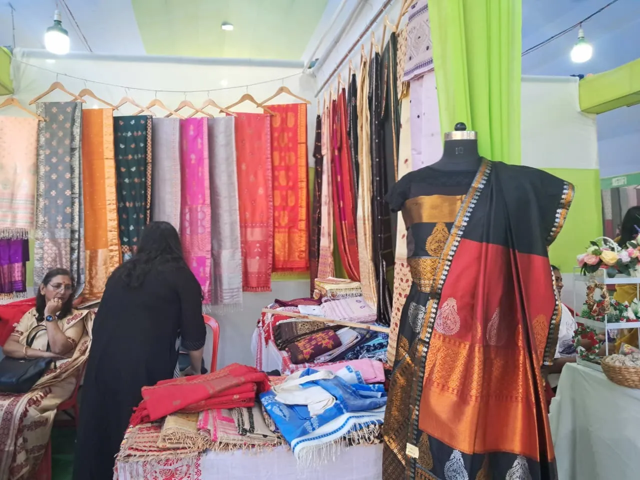 5ed4a1cd-4b3f-4db9-992e-598543d36aeb