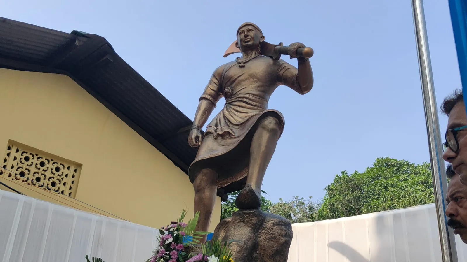 a50a3cdd-cbd5-4101-b68d-33e023257898