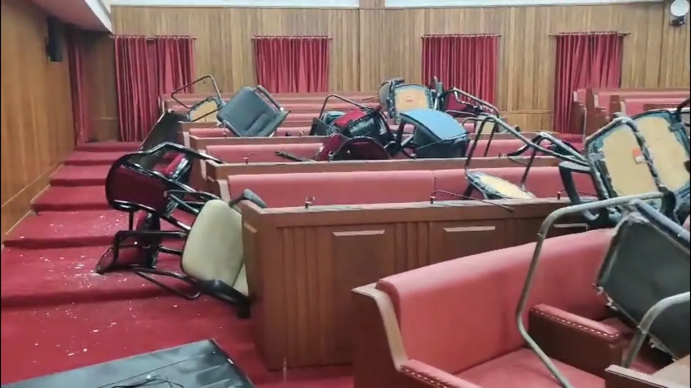 f09b0d5f-3448-481f-aa10-672e714dfd68