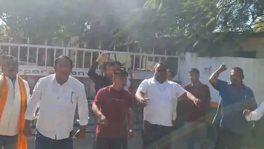 WhatsApp Image 2025-12-06 at 8.59.06 PM