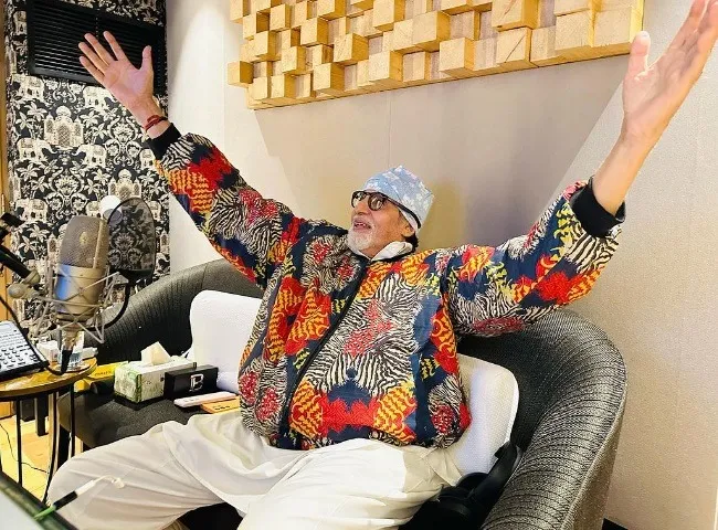 14_26_460682915amitabh-5