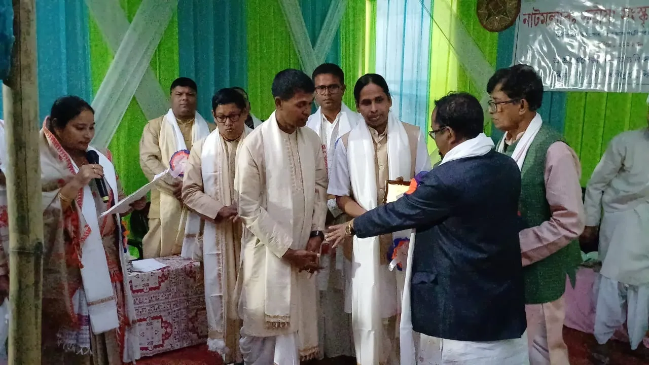 2fbdfcb8-f5d2-431f-afcf-fc1299d31586