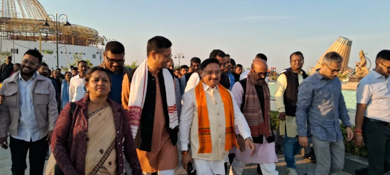 83b1028b-8fe0-48d5-99cf-fc90e4293a5c