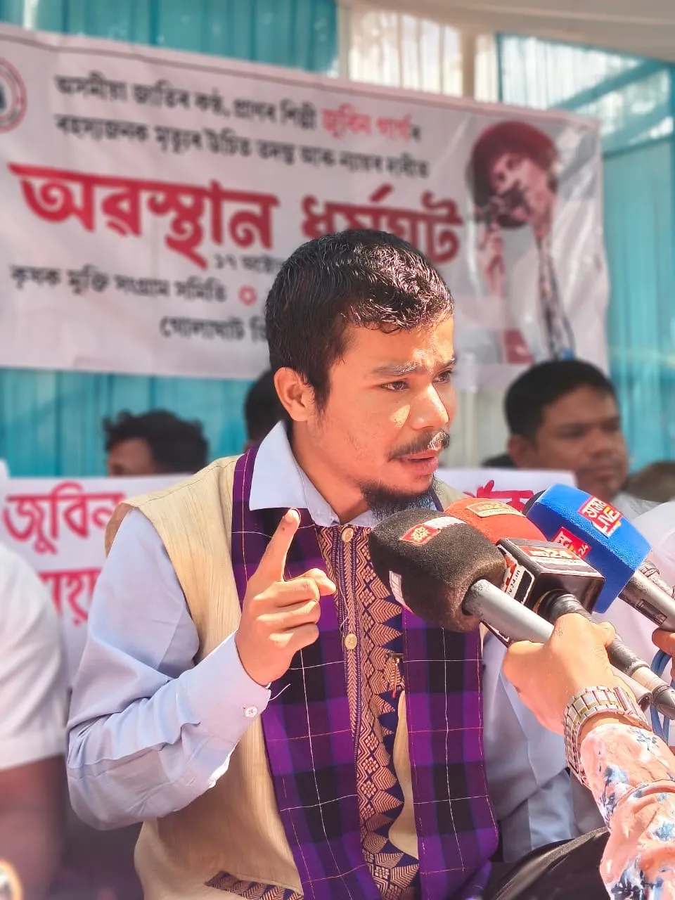 dfd997e8-bc70-4e35-870a-5c02e993989e