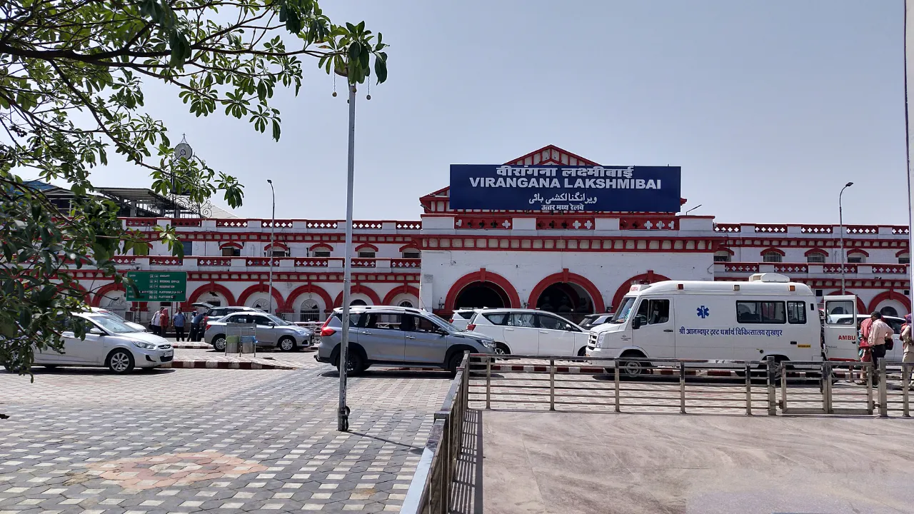 jhansi railway station