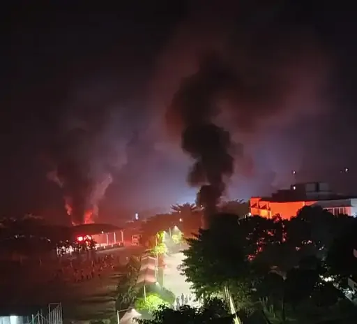 bhopal vit college protest fire  1