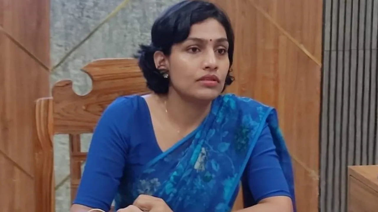 Commissioner Sanskriti Jain