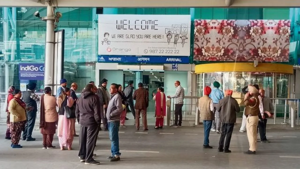 Amritsar Airport IndiGo Flight Cancel