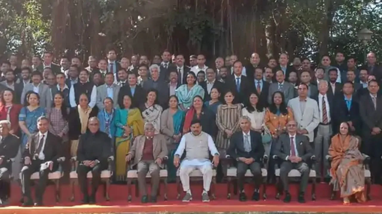 Cm Mohan Yadav with IAS