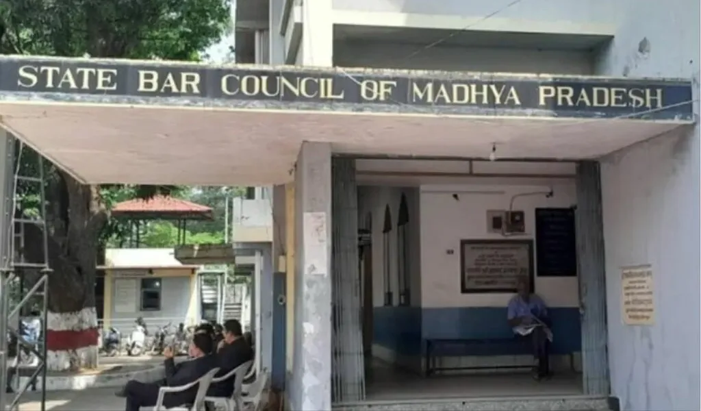 State Bar Council of MP geeta shukla