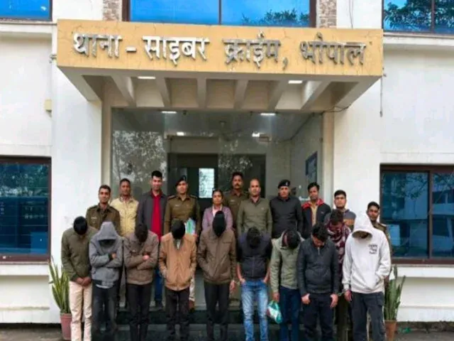 Indore Cyber Trading Scam Fake Call Center Busted