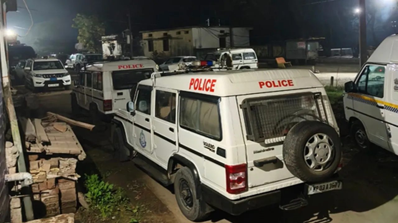 ratlam police drug raid