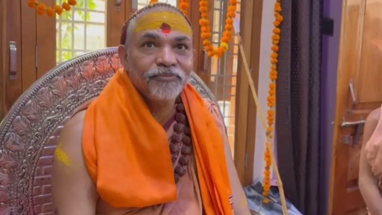 Avimukteshwar maharaj death threat police complaint