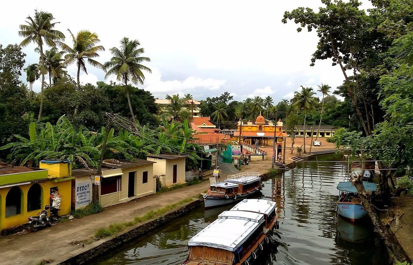 kumarakom-sree-kumaramangalam