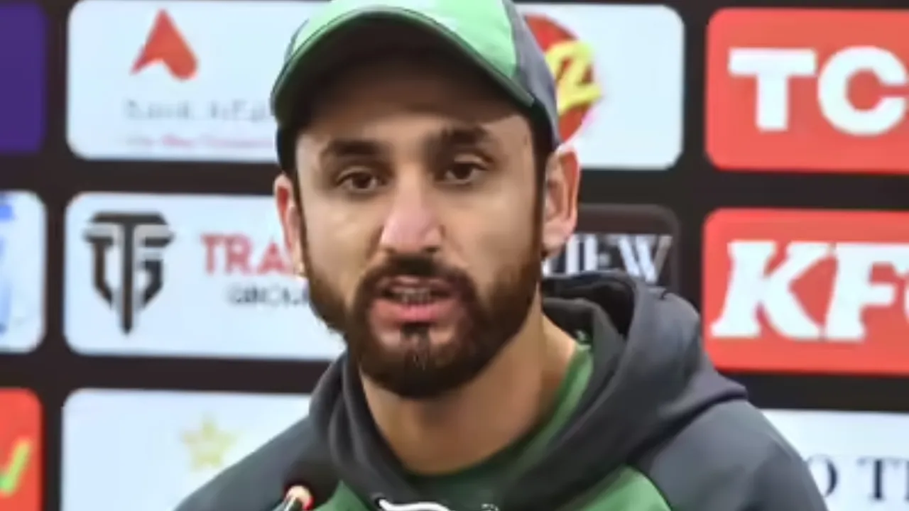 ind-vs-pak-pakistan-captain-adds-fuel-to-handshake-controversy