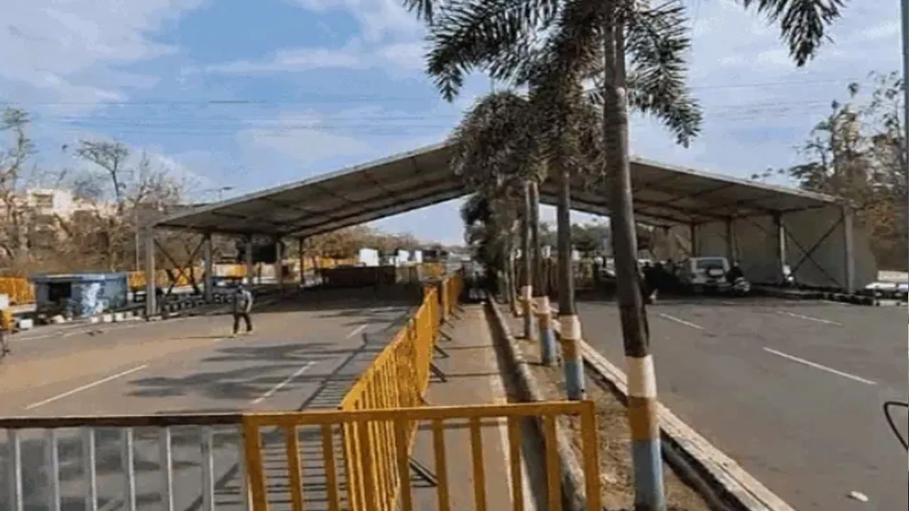 rahul Gandhi Kharge Kisan Chaupal Dome