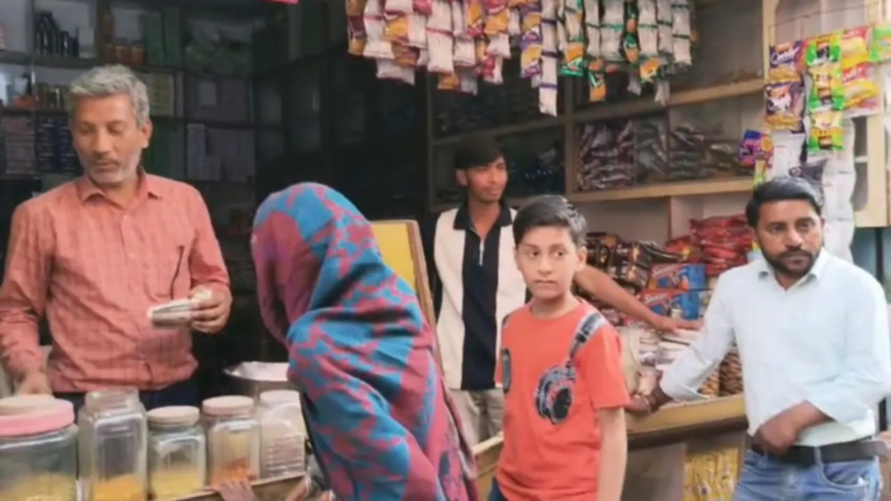 Astha Jain UPSC CSE 2025 UPSC rank 9 Success Story UPSC Result 2025 Shamli district kandhla village UP News hindi zxc (1)