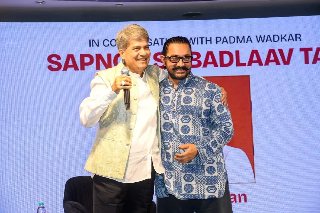 Aamir Khan and Suresh Wadkar