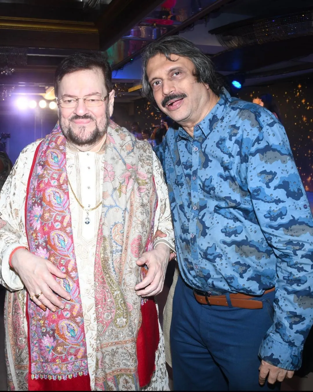 Nitin Mukesh with sr journalist Chaitanya Padukone at Ajivasan event 2025